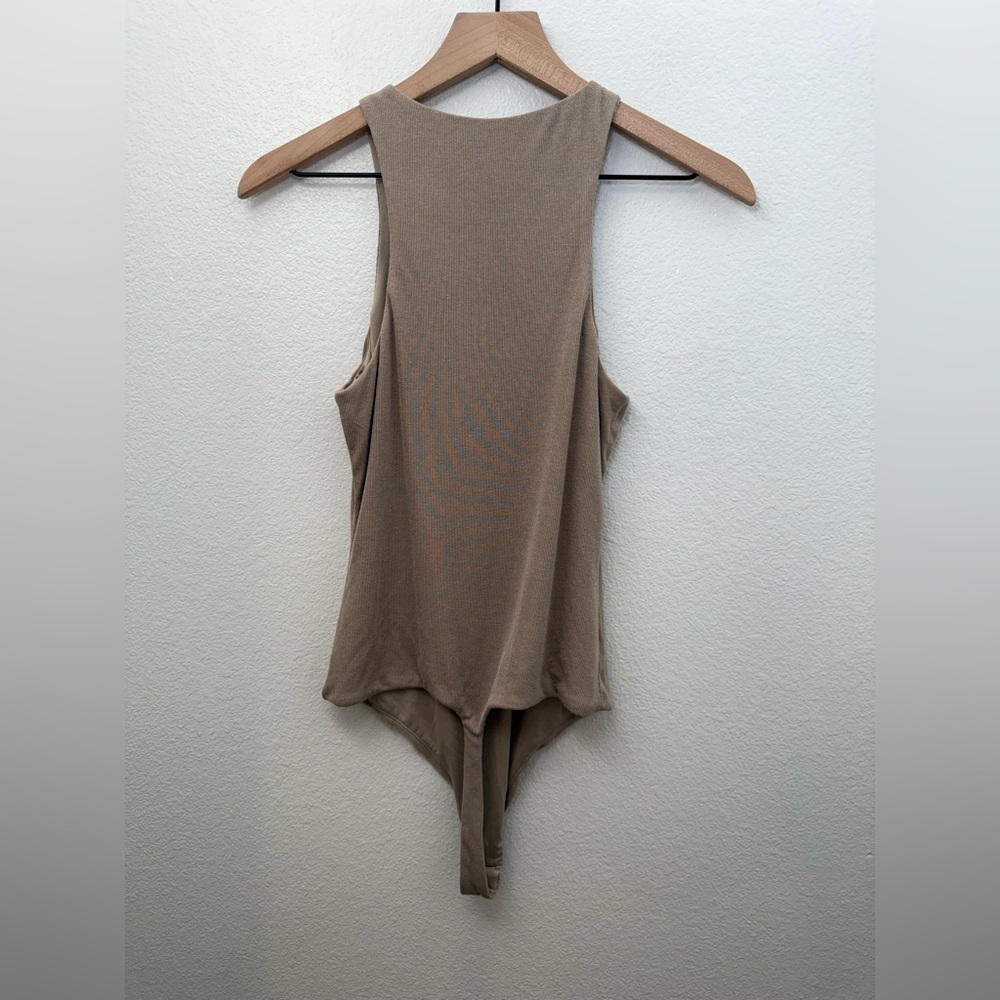 Lovers and Friends Reading Bodysuit Size Medium - Picture 4 of 8
